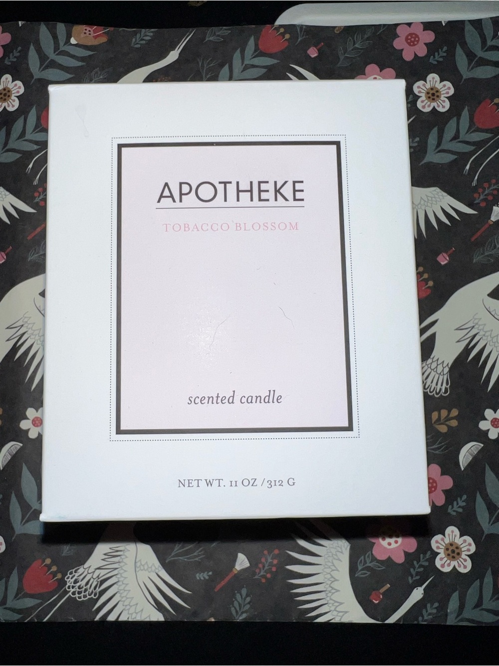Apotheke Tobacco Blossom Scented Candle - White & Pink